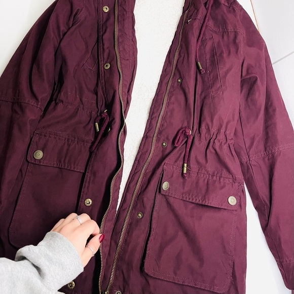 AEROPOSTALE — PRINCE & FOX, SMALL BURGUNDY FUR-LINED WINTER COAT, UTILITY JACKET - Picture 5 of 14